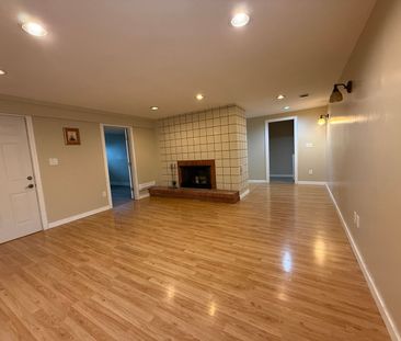 Lakeview Heights Suite with Garage/Shop - Photo 2