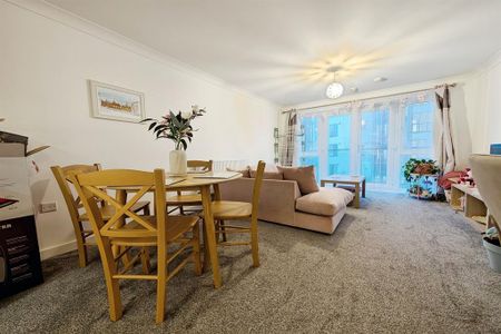 2 bedroom apartment to rent - Photo 2