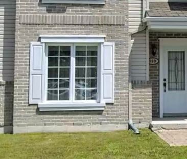 4 1/2 1er Étage Appartement à Louer - Photo 1