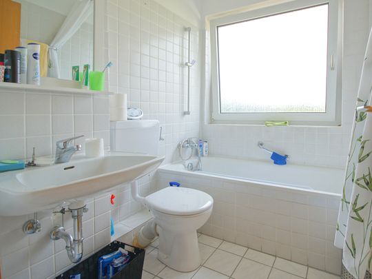 Schicke 3-Zimmer-Wohnung mit Balkon und Fernblick in Nieder-Ramstadt - Photo 1