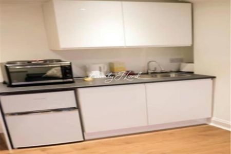 Studio to rent - Photo 5