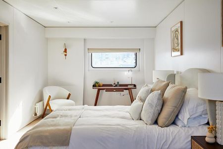 2 bedroom houseboat to rent - Photo 3