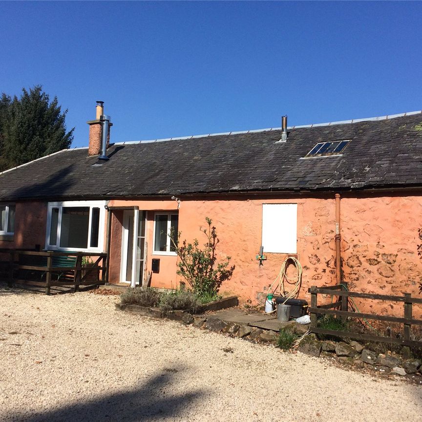 Garage Cottage - Photo 1