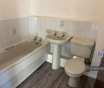 1 bedroom flat to rent - Photo 6
