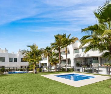 Alquiler de chalet pareado en Avenida La Finca - Photo 6