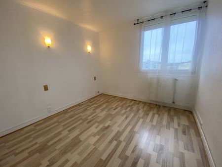 Location Appartement 4 pièces 61m² TROYES 10000 - Photo 2