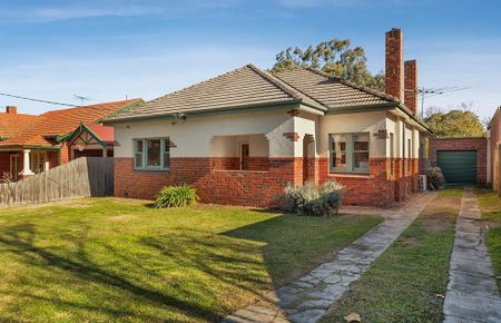 Character Filled Home in Prime Ashburton Location - Photo 4