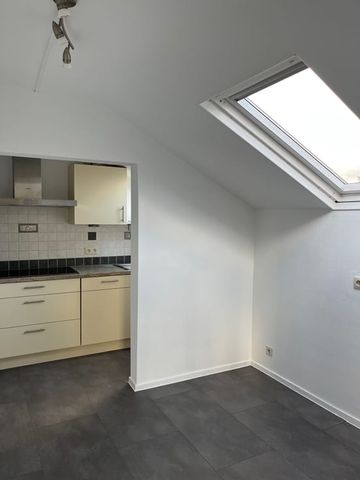 Appartement te huur - Foto 2