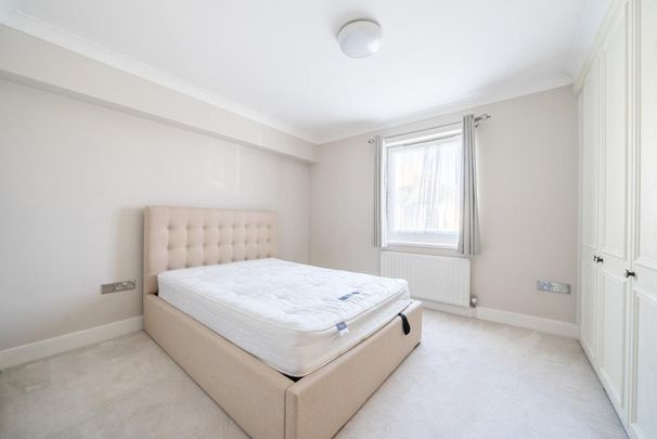 Hartfield Crescent, Wimbledon SW19 - Photo 1