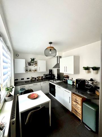 Location Appartement 2 pièces 47m² MALO LES BAINS 59240 - Photo 4