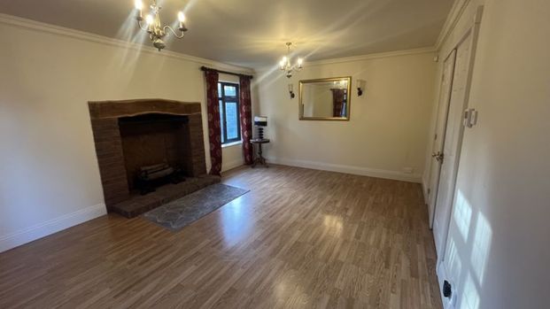 Stallingborough Road, Grimsby - Photo 1