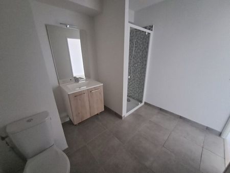 Location Appartement 2 pièces 45m² EAUNES 31600 - Photo 5