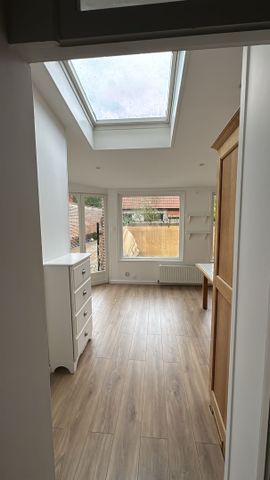 Location Appartement 2 pièces 54m² ST OMER 62500 - Photo 2