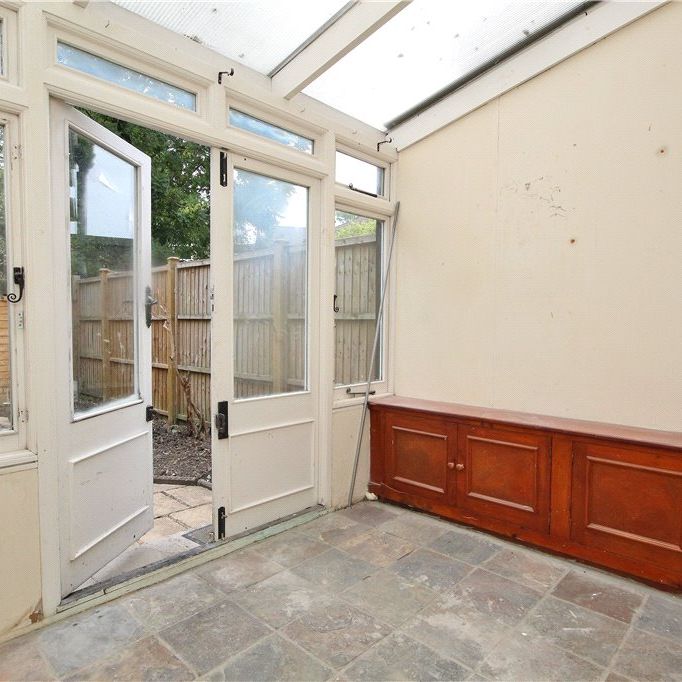 Drayton Road, Ealing, W13 0LD - Photo 1