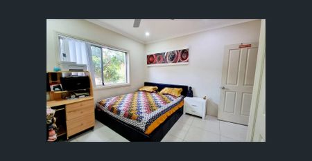 Perfect Location ,Walk to School and SAVE ENERGY BILLS !! - Photo 4