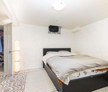 For Lease - 5214 Springbok Crescent Unit# A, Mississauga, Ontario - Photo 1