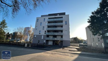 Location Appartement 2 pièces 43m² MULHOUSE 68100 - Photo 2