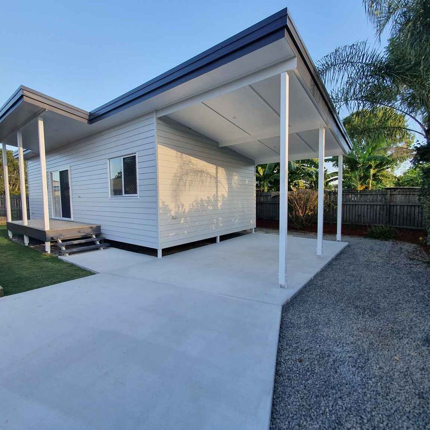 CABOOLTURE - CLOSE & CONVENIENT - Photo 1