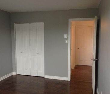 À VOIR 4 1/2 rénové appartement près métro concorde - Photo 3