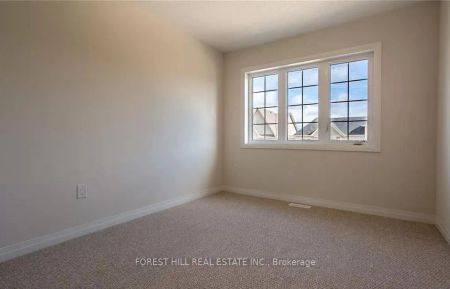 Property For Lease | X9270198 - Photo 4