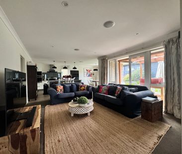 Beachlands, 4 Bedroom Family Home - Photo 1