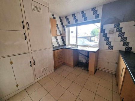 St. Christophers Flats, Hall Flat Lane, Doncaster, DN4 - Photo 3