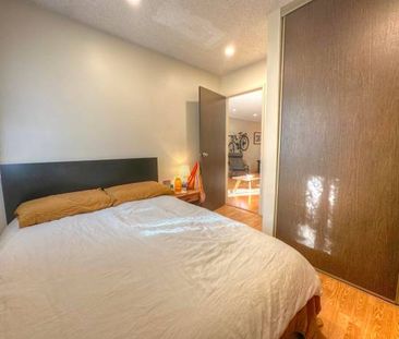 310 975 East Broadway - Photo 5