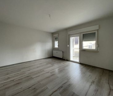 Modernisierung 2019! Schöne 2,5-Zimmer-Wohnung in grüner Lage. - Photo 1