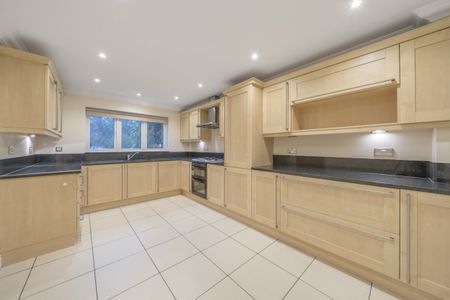 Ridgemead Close, Southgate, London, N14 - Photo 4