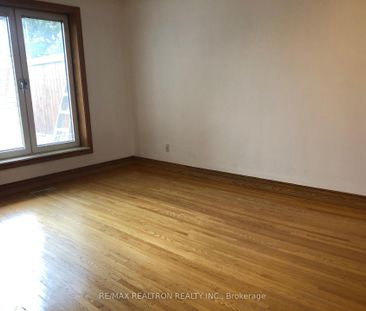 For Lease - 39 Spruce Avenue, Richmond Hill, Ontario - Photo 4