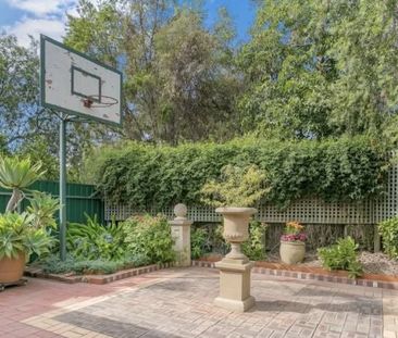 Family home in convenient location - Photo 6