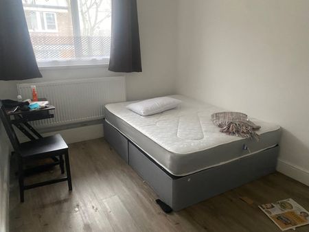 5 Bed Maisonette, Priory Court, SE15 - Photo 2