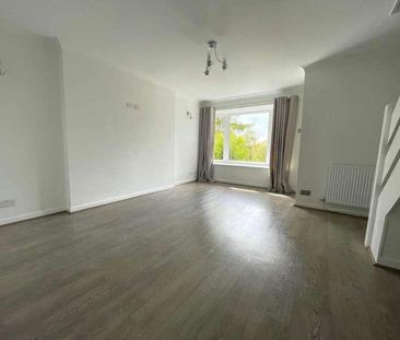 Grains Road, Shaw, OL2 - Photo 1