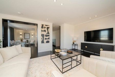 Ennismore Gardens, South Kensington, SW7 - Photo 2