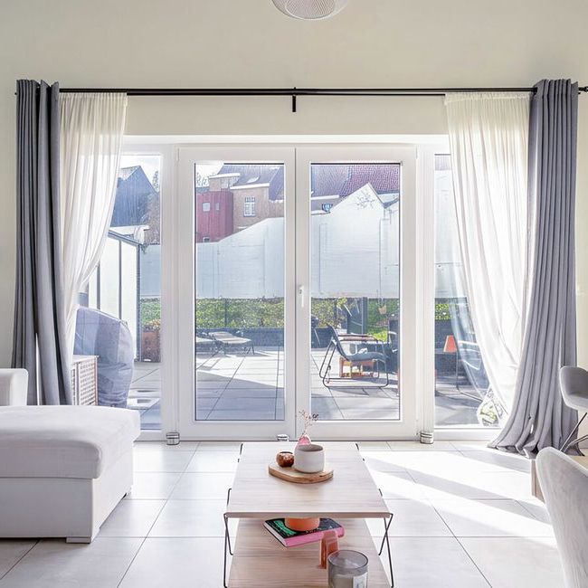 Appartement te huur in Tournai voor € 825 met 2 slaapkamers - Photo 1