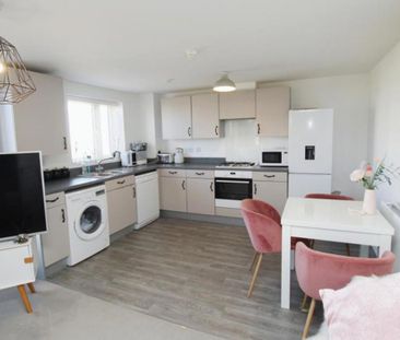 If you are looking for a modern 2 bedroom flat to rent in the Lyde ... - Photo 4