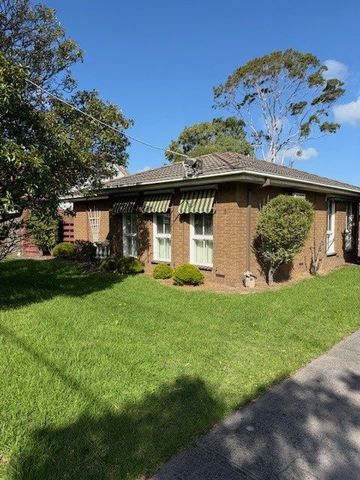 Neat 3 bedroom - Photo 2