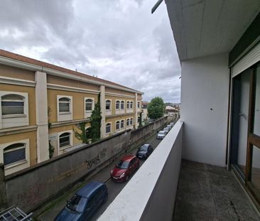 Location Appartement 1 pièce 26m² BORDEAUX 33000 - Photo 6