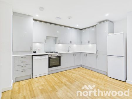 2 bedroom flat to rent - Photo 3