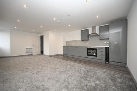2 bedroom apartment to rent - Photo 2