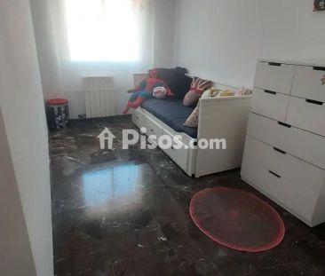 Casa adosada en alquiler en Barberà del Vallès - Photo 2