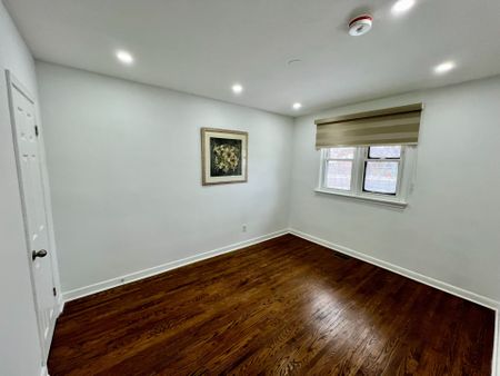 For Lease - 16 Denver (MAIN) Place, Toronto, Ontario - Photo 2