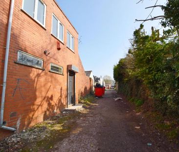 2 bedroom maisonette to rent - Photo 1