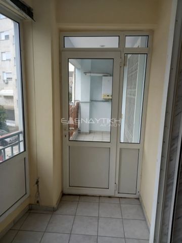 Ενοικίαση κατοικίας, 125 τ.μ., Θεσσαλονίκη, 900 € - Photo 2