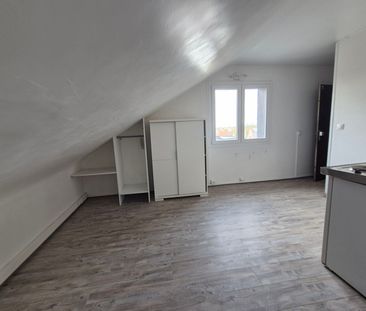 Location Appartement 1 pièce 12m² - Photo 5