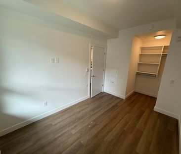 Brand New 1 Bed Condo in Delta - Photo 3
