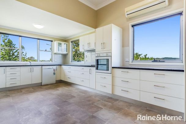 Spacious 3 Bedroom Home with Rumpus in Woodlawn - Photo 1