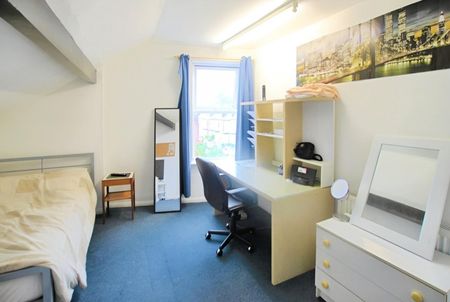 3 bedroom Flat To Let Total Size: 872 SQ FT - Photo 4