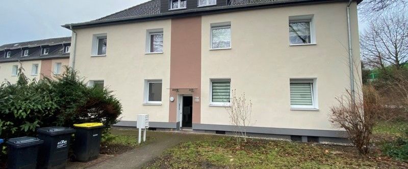 Charmant & modern – Renovierte Dachgeschosswohnung mit sonnigem Balkon - Foto 1