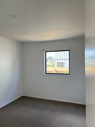 5A Massine Place, Randwick Park - Photo 1